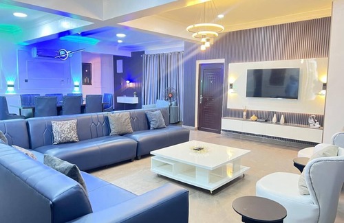 Ofin Apartment | Royal 5-Bedroom Ocean View Penthouse Apartment