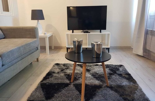 Chateau-Thierry Apartment | Affordable Stays at Royal Apartment Couesnon