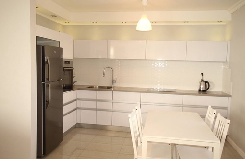 Netanya Apartment | Beachfront Royal Apartment with Pool and Ocean Views