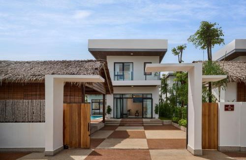 Kiri Sakor Resort | Royal Beach Resort and Residence By EHM