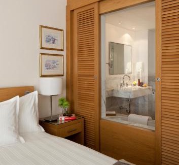 Eilat Hotel | Experience Royal Beach Eilat: A 5-Star Oceanfront Escape