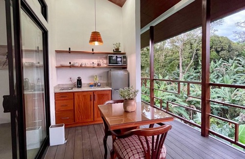 Arenal Villa | Relax at The Royal Coop Villa with Pool and Spa Access