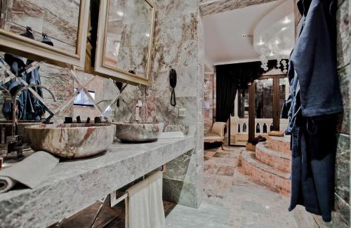 Elenite Hotel | Relaxing Royal Castle Design & SPA with Oceanfront Views