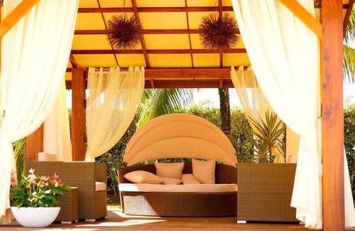 Paramaribo Apartment | Elegant Royal Deluxe Terrace Room with Hot Tub & Spa
