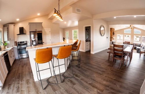 Canon City Cabin | Discover Royal Gorge Cabins: Guest Rated 9.6/10