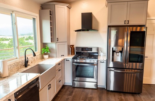 Canon City Cabin | Discover Royal Gorge Cabins: Guest Rated 9.6/10