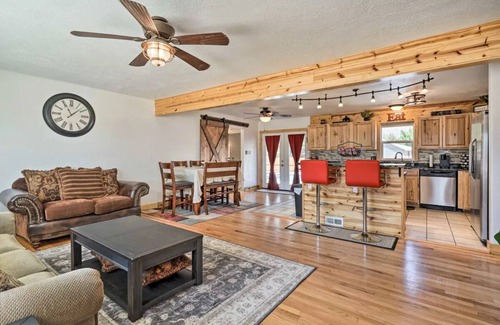Canon City House | Idyllic Retreat with Heated Pool & Ocean View Amenities