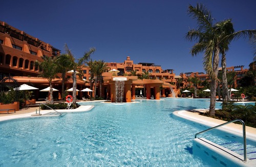 Chiclana de la Frontera Hotel | Elegant Royal Hideaway Sancti Petri with Ocean View & Spa