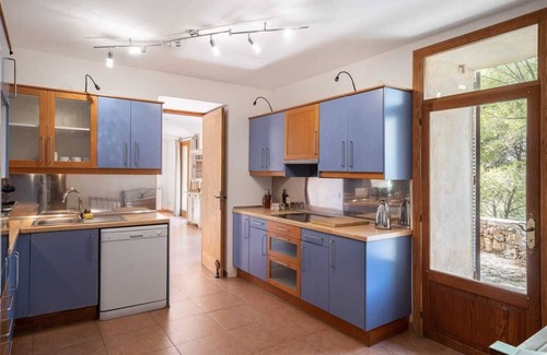 Calvia Villa | Escape to the Royal Hideaway & Retreat Calvia by the Sea