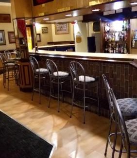 Ladysmith Hotel | Discover Comfort at Royal Hotel Ladysmith with Pool & Dining