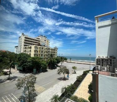Sam Son Hotel | Oceanfront Retreat at Royal Hotel Sầm Sơn - Rated 9/10