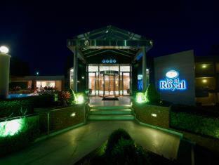 Thermi Hotel | Discover Royal Hotel Thessaloniki: 4-Star Oceanfront Retreat