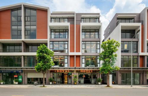 Van Giang Hotel | Royal Hotel - Vinhomes Ocean Park 3