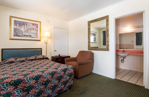 Abilene Hotel | Royal Inn Abilene