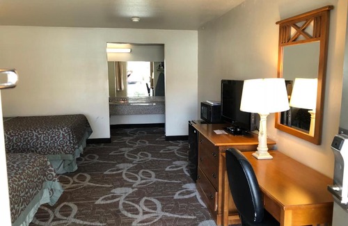 Carterville Hotel | Convenient Days Inn by Wyndham Provo for Family Stays