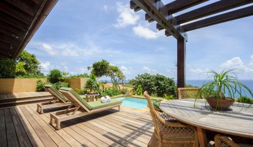 Guayabos Hotel | Experience Elegance at Royal Isabela with Oceanfront Views