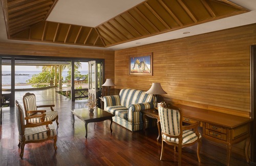 Horubadhoo Island Resort | Discover Royal Island Resort & Spa with Ocean View and Pool