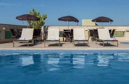 Macae Hotel | Elegant Stay at Royal Macaé Palace Hotel with Ocean Views