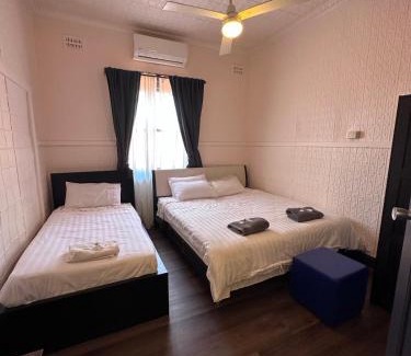 Jerilderie Hotel | Convenient Stay at Royal Mail Hotel with Family-Friendly Dining