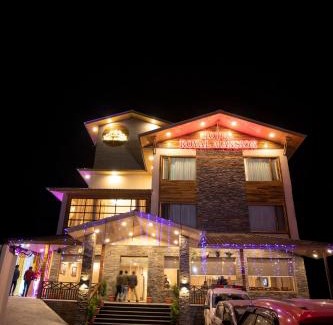 Mohal Hotel | Discover Royal Mansion: 4-Star Stay with Family-Friendly Amenities