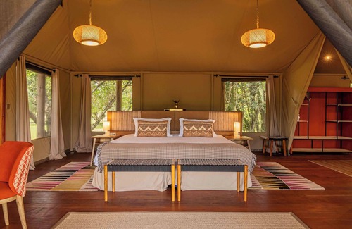Aitong Cabin | Explore Royal Mara Safari Lodge: Family-Friendly Retreat