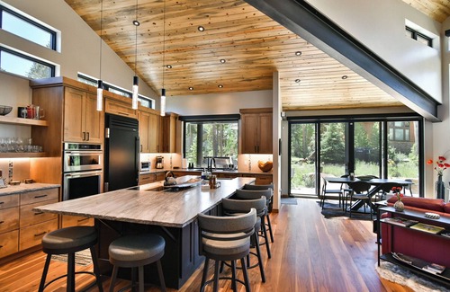 The Reserve House | Royal Mountain Vista: Frisco Luxury Retreat