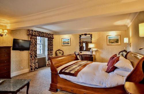 Gwynedd- Snowdonia Hotel | Experience the Royal Oak Hotel: 4-Star Comfort Awaits