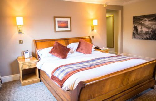 Gwynedd- Snowdonia Hotel | Experience the Royal Oak Hotel: 4-Star Comfort Awaits