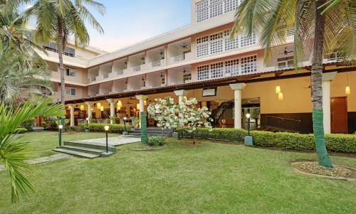 Yelahanka Resort | Discover Royal Orchid Resort & Convention Centre, Yelahanka