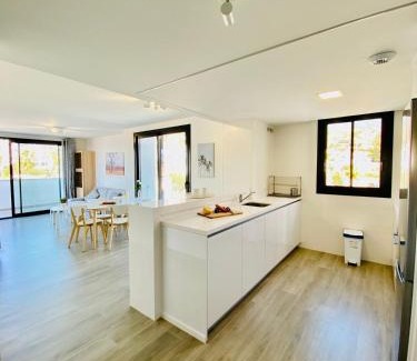 Chimenea Apartment | Elegant Royal Palm 22 Penthouse with Pool: Rated 9.5/10