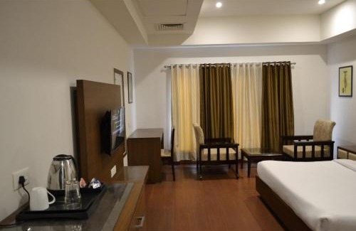Hisar Hotel | Family-Friendly Royal Palm Resort with Great Guest Ratings