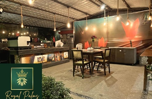 Nagpur Hotel | Pet-Friendly Royal Palms Apartment with Spa & Breakfast