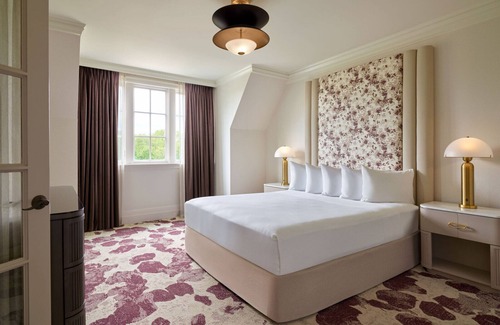 Rochester Hotel | Explore Royal Park Hotel: 4-Star Stay with Pool & Spa
