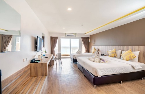 Ban Chang Hotel | Relax at Royal Phala Cliff Beach Resort and Spa