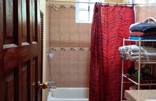 Crooked Tree House | Family-Friendly Stay at Royal Properties Link: Rated 9.1/10