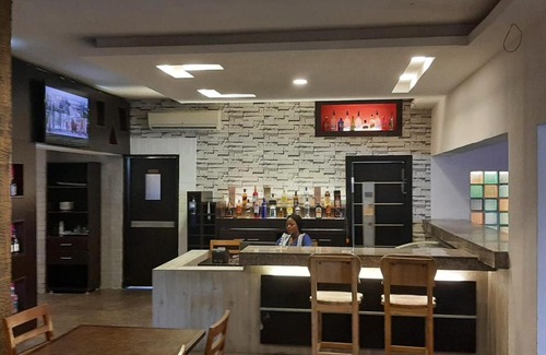Port Harcourt Hotel | Discover Royal Residence Port Harcourt with Pool & Breakfast