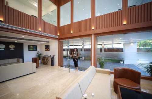 Hosdurg Hotel | Royal Residency: Guest Rated 9/10 with Family-Friendly Amenities