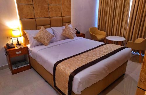Hosdurg Hotel | Royal Residency: Guest Rated 9/10 with Family-Friendly Amenities