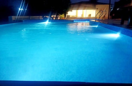 Wai Resort | Pet-Friendly Retreat at Royal Resort by BeeGO with Pool