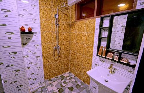 Mandalay Hotel | Explore Comfort at Royal Ruby Hotel with Spa & Breakfast