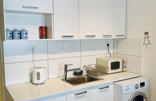 Netanya Apartment | Cozy Royal Sea Studio with Kitchen for Your Getaway