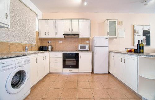 Old Town Apartment | Relax at Royal Seacrest F G6: Family-Friendly Pool Retreat