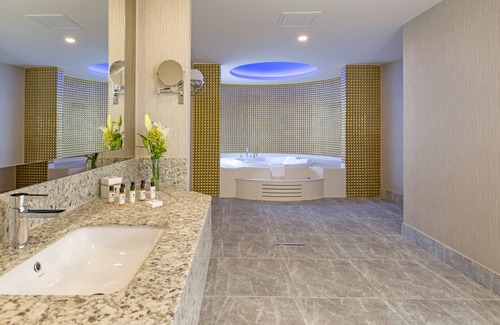 Lara Resort | Discover Royal Seginus: All-Inclusive Ocean View Escape