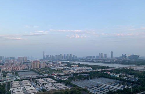 Zhujiang New Town Apartment | Elegant Royal Star Apartment in Central Guangzhou