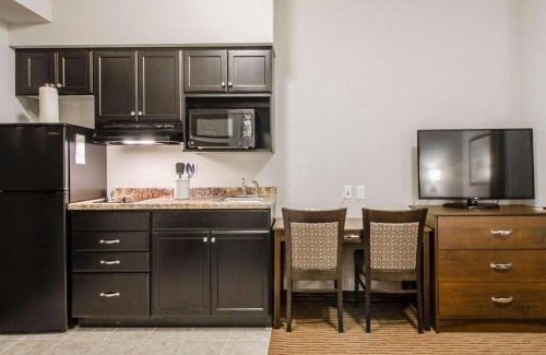 Estevan Hotel | Family-Friendly Getaway at Royal Suites for Budget Travelers