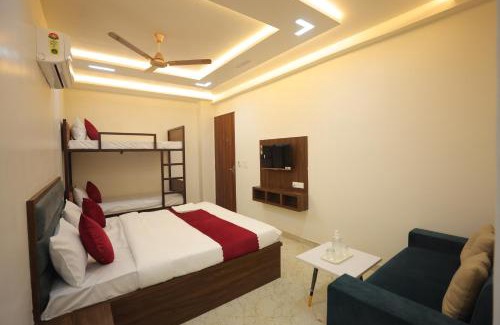 Taj Ganj House | Experience the Royal Taj Homestay: Rated 10/10 with Breakfast