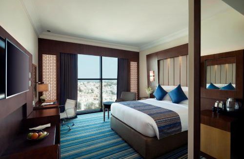 Al Ghubrah Ash Shamaliyyah Hotel | Elegant Royal Tulip Muscat: 4-Star Oceanfront Paradise