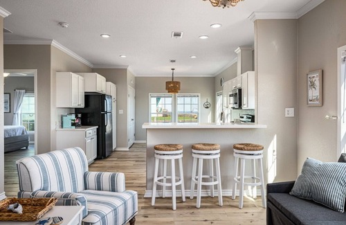 Port Bolivar House | Royal View: Beachfront Oasis with Ocean Views and Spa