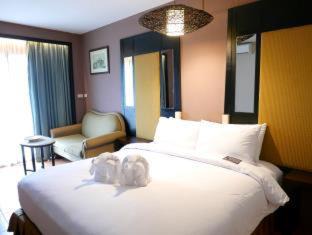 Ratchathewi Hotel | Exceptional Stay at Royal View Resort - Rang Nam Awaits