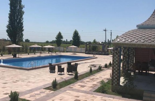 Agjabadi Hotel | Discover Royal&Xan Palace: Pet-Friendly 4-Star Retreat